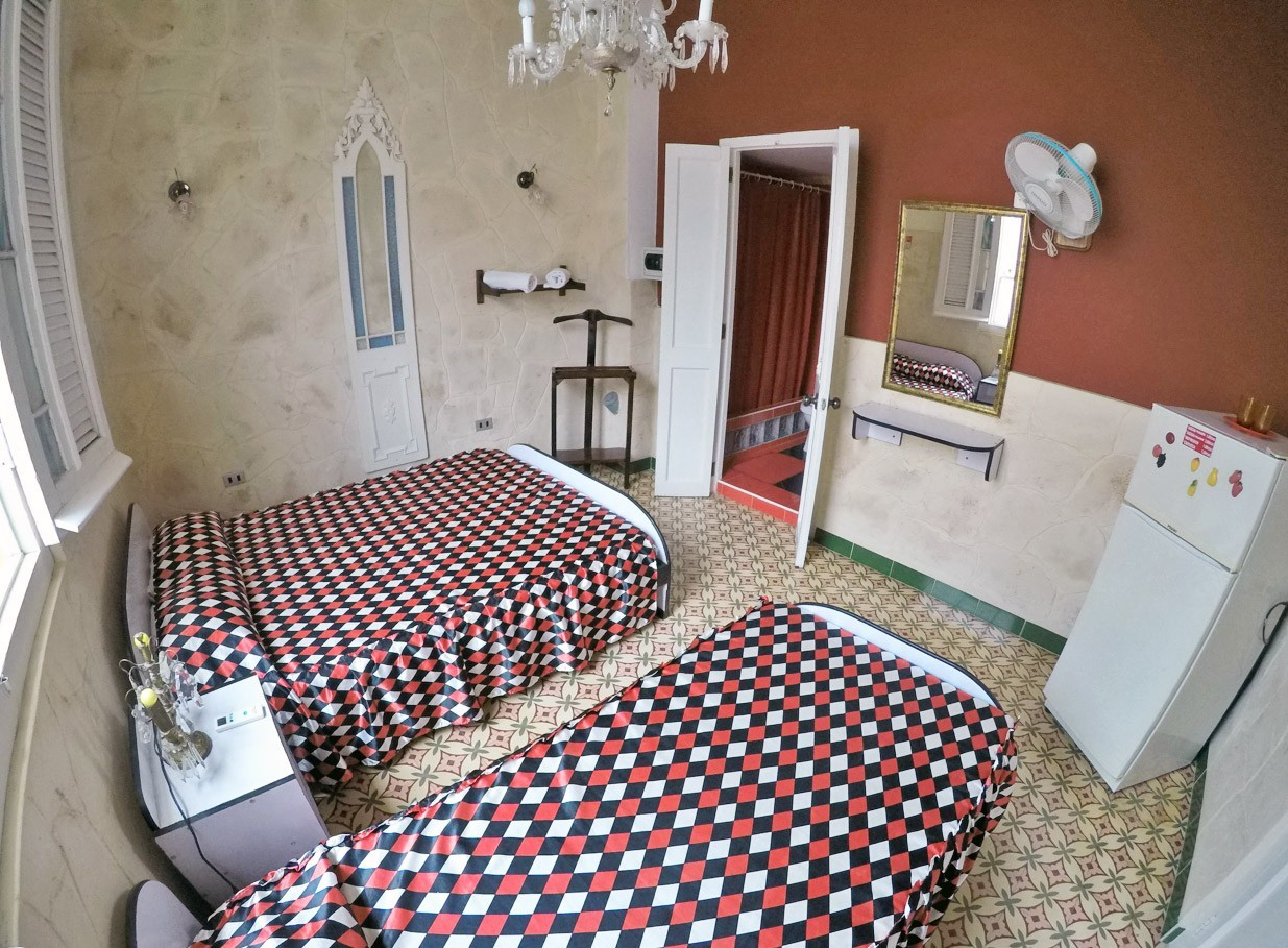 An image of Room 1 in Vista al Mar hostal in Old Havana
