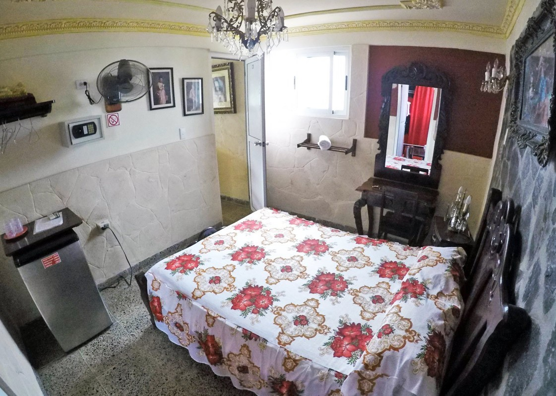 Room 5 in Vista al Mar guesthouse in Old Havana