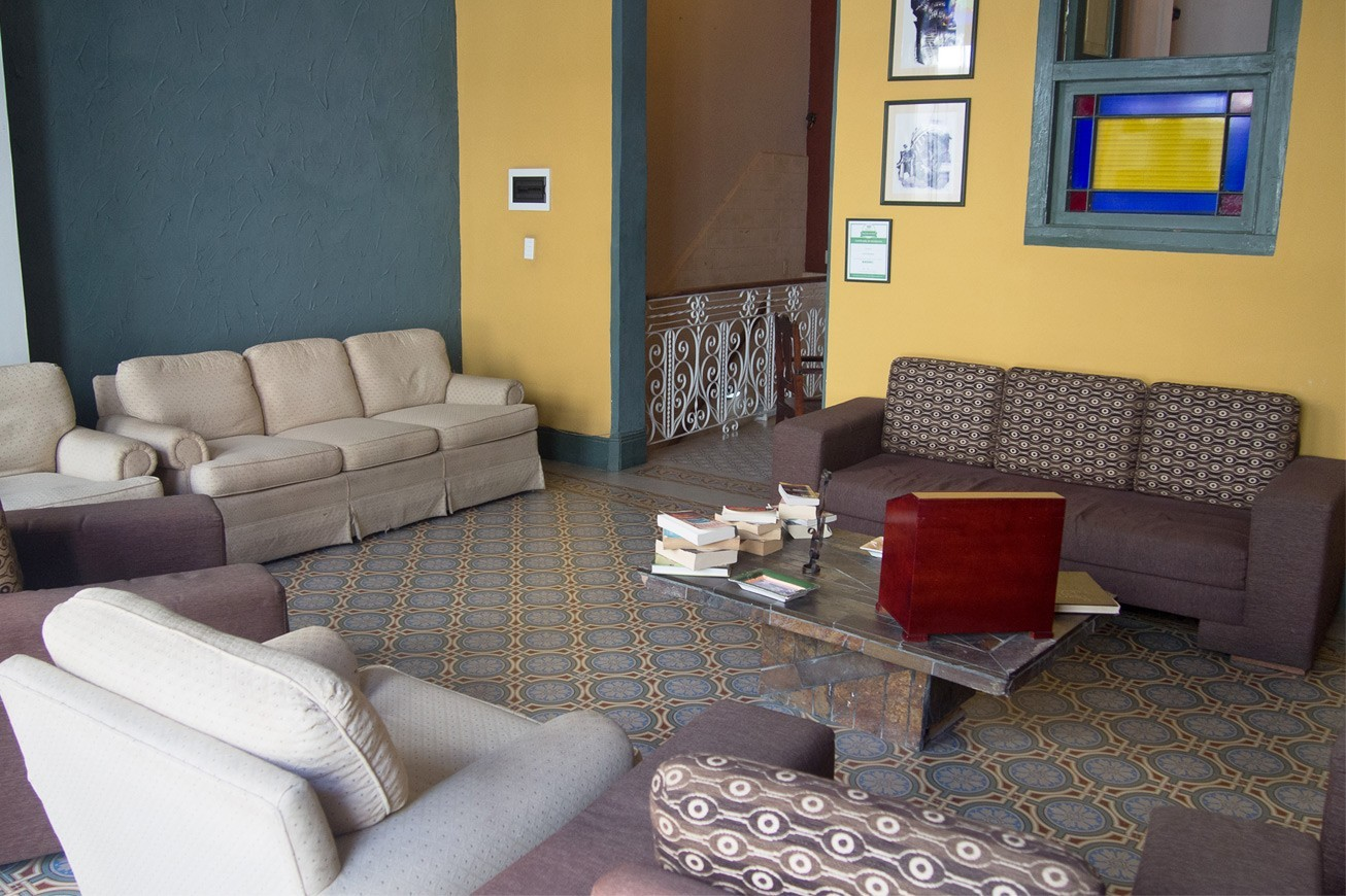 Lounge room of a casa particular in Old Havana