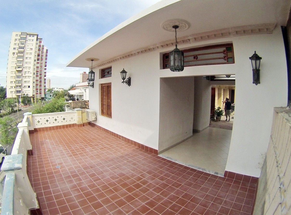 A large balcony in Vedado, Havana